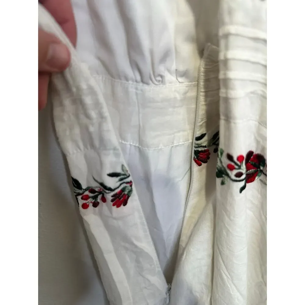 SAYLOR White Red Floral Embroidered Criss-Cross Back Tie Flowy Dress sz Medium - Picture 10 of 10